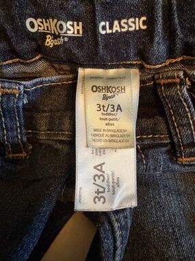 OshKosh B'gosh Toddler Jeans in Dark Blue Denim